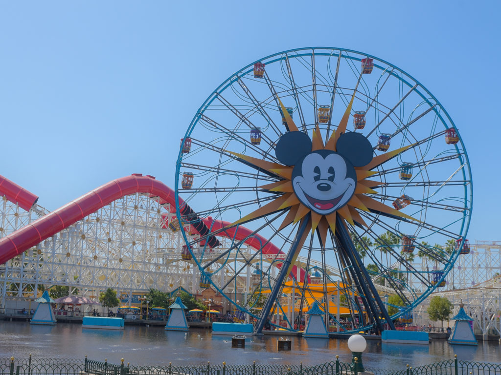 カリフォルニアディズニーのシンボル